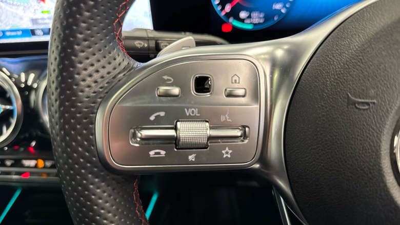 Mercedes-Benz Eqa 300 4M 168kW AMG Line Premium 66.5kWh 5dr Auto Electric Hatchback